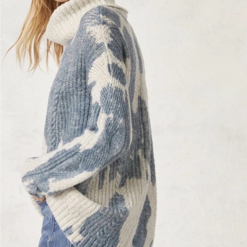 Anthropologie Pilcro Spotted Turtleneck Sweater Size S. - Picture 2 of 10